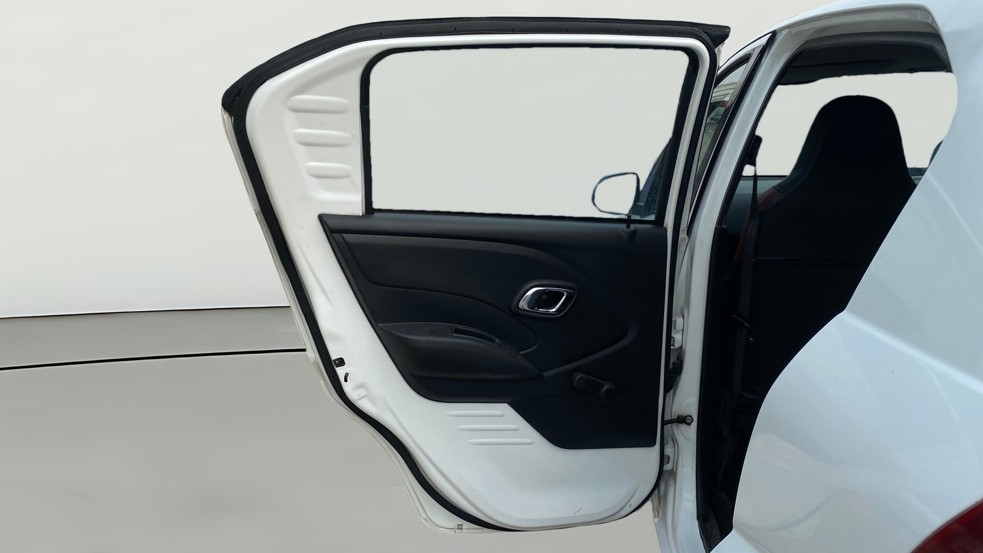 View 2019 Datsun Redi GO T(O) 1.0L- Limited Edition Image 23 Used 2019 Datsun Redi GO T(O) 1.0L- Limited Edition Image 23