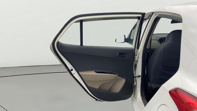 View Hyundai Grand i10 Image 22 Used Hyundai Grand i10 Image 22