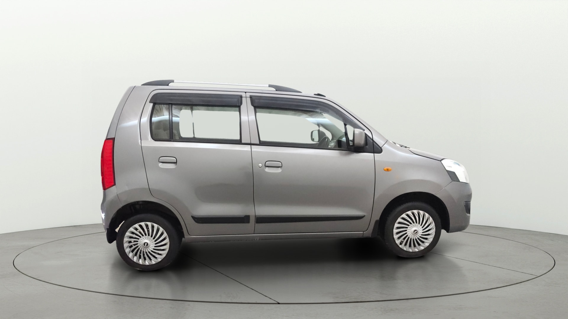 Used 2016 Maruti Suzuki 1000 Used 2016 Maruti Suzuki 1000