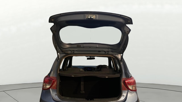 View Hyundai Grand i10 Image 16 Used Hyundai Grand i10 Image 16