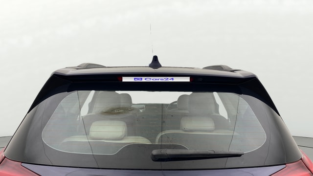 View Mahindra XUV700 Image 4 Used Mahindra XUV700 Image 4