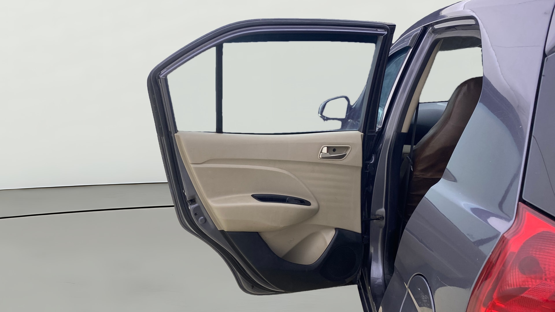 View 2019 Hyundai New Santro D-Lite Petrol Image 22 Used 2019 Hyundai New Santro D-Lite Petrol Image 22