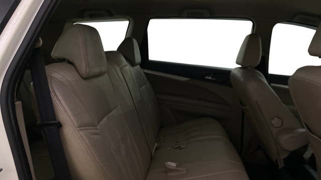 View Mahindra Marazzo Image 29 Used Mahindra Marazzo Image 29