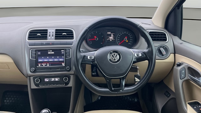 View Volkswagen Vento Image 20 Used Volkswagen Vento Image 20