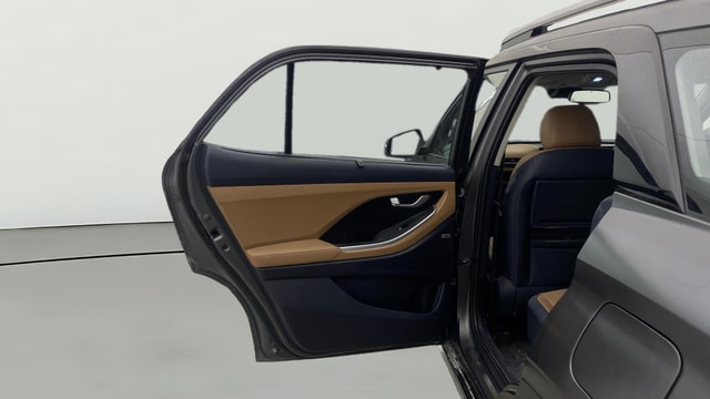 View Hyundai Alcazar Image 16 Used Hyundai Alcazar Image 16