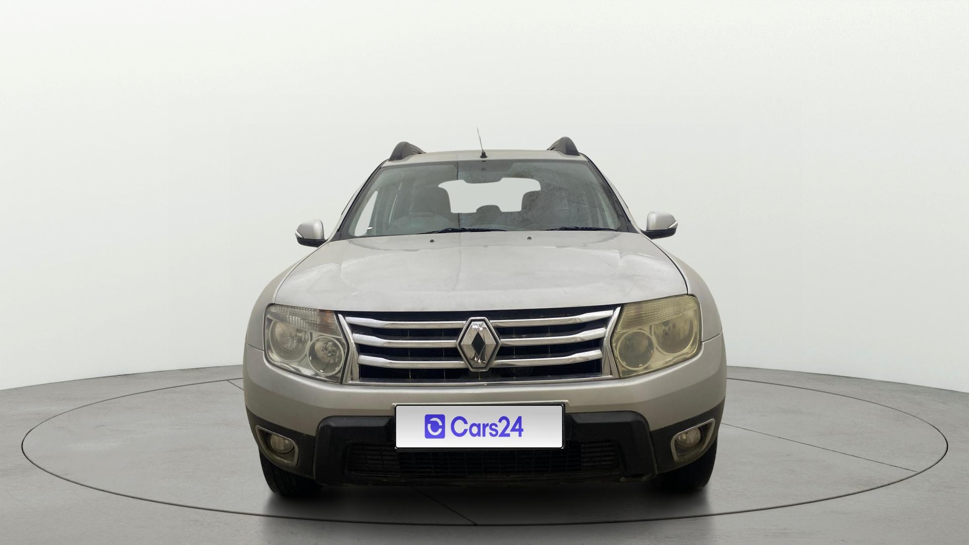 View 2015 Renault Duster Diesel 85PS STD Image 1 Used 2015 Renault Duster Diesel 85PS STD Image 1
