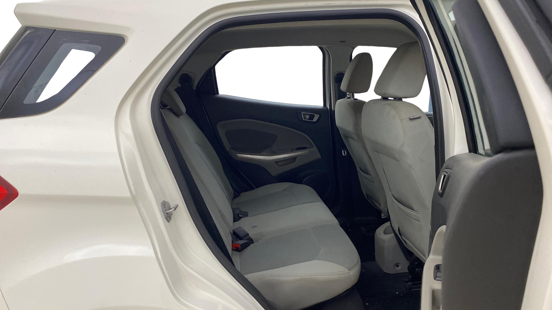 View 2018 Ford EcoSport 1.5 TDCi Diesel Ambiente BS IV Image 28 Used 2018 Ford EcoSport 1.5 TDCi Diesel Ambiente BS IV Image 28