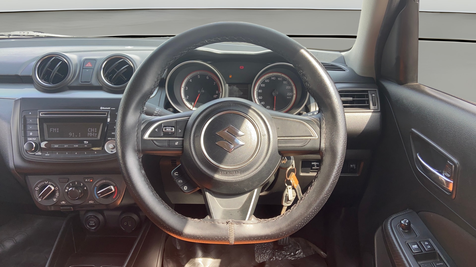 View 2018 Maruti Suzuki 1000 Base Variant Image 20 Used 2018 Maruti Suzuki 1000 Base Variant Image 20