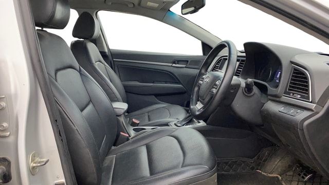 View Hyundai Elantra Image 18 Used Hyundai Elantra Image 18