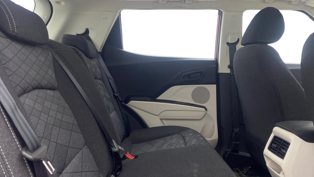 View Mahindra XUV 3XO Image 30 Used Mahindra XUV 3XO Image 30