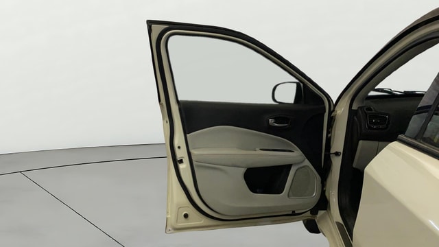 View Jeep Compass Image 37 Used Jeep Compass Image 37