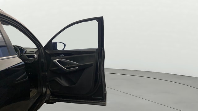 View MG Hector Image 49 Used MG Hector Image 49