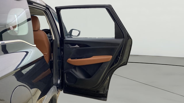 View MG Hector Plus Image 6 Used MG Hector Plus Image 6
