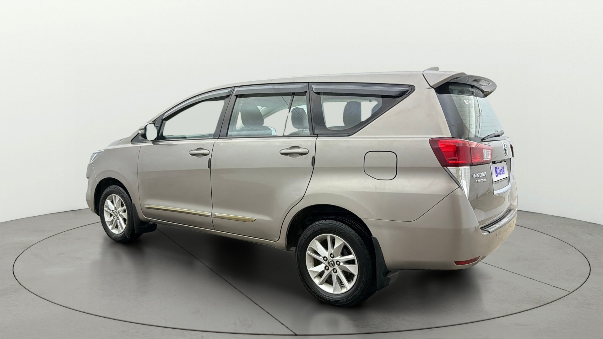 View 2019 Toyota Innova Crysta 2.4 G MT 7-Seater BS IV Image 2 Used 2019 Toyota Innova Crysta 2.4 G MT 7-Seater BS IV Image 2