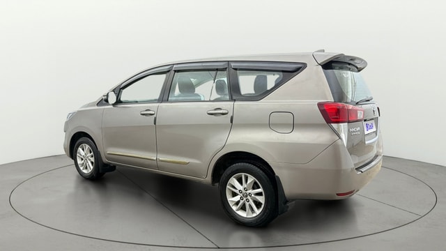 View Toyota Innova Crysta Image 2 Used Toyota Innova Crysta Image 2