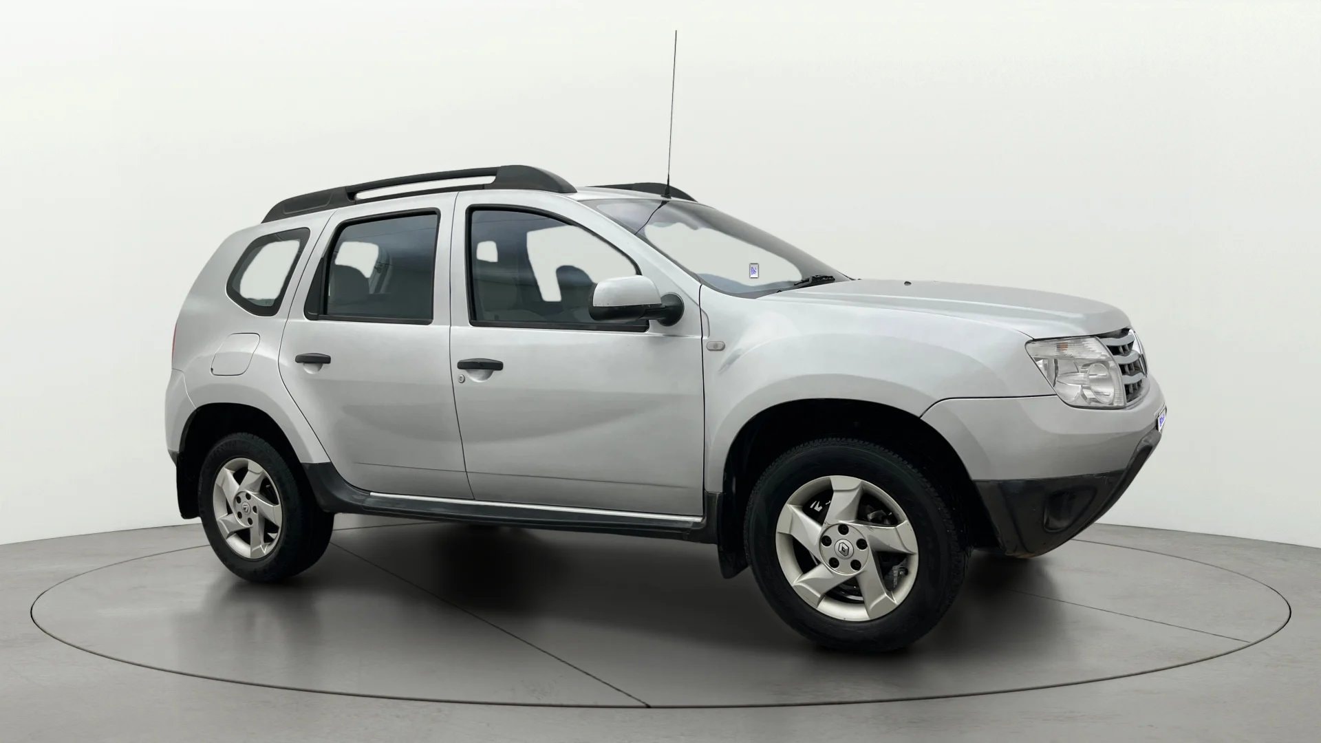 View 2013 Renault Duster Diesel 85PS STD Image 21 Used 2013 Renault Duster Diesel 85PS STD Image 21