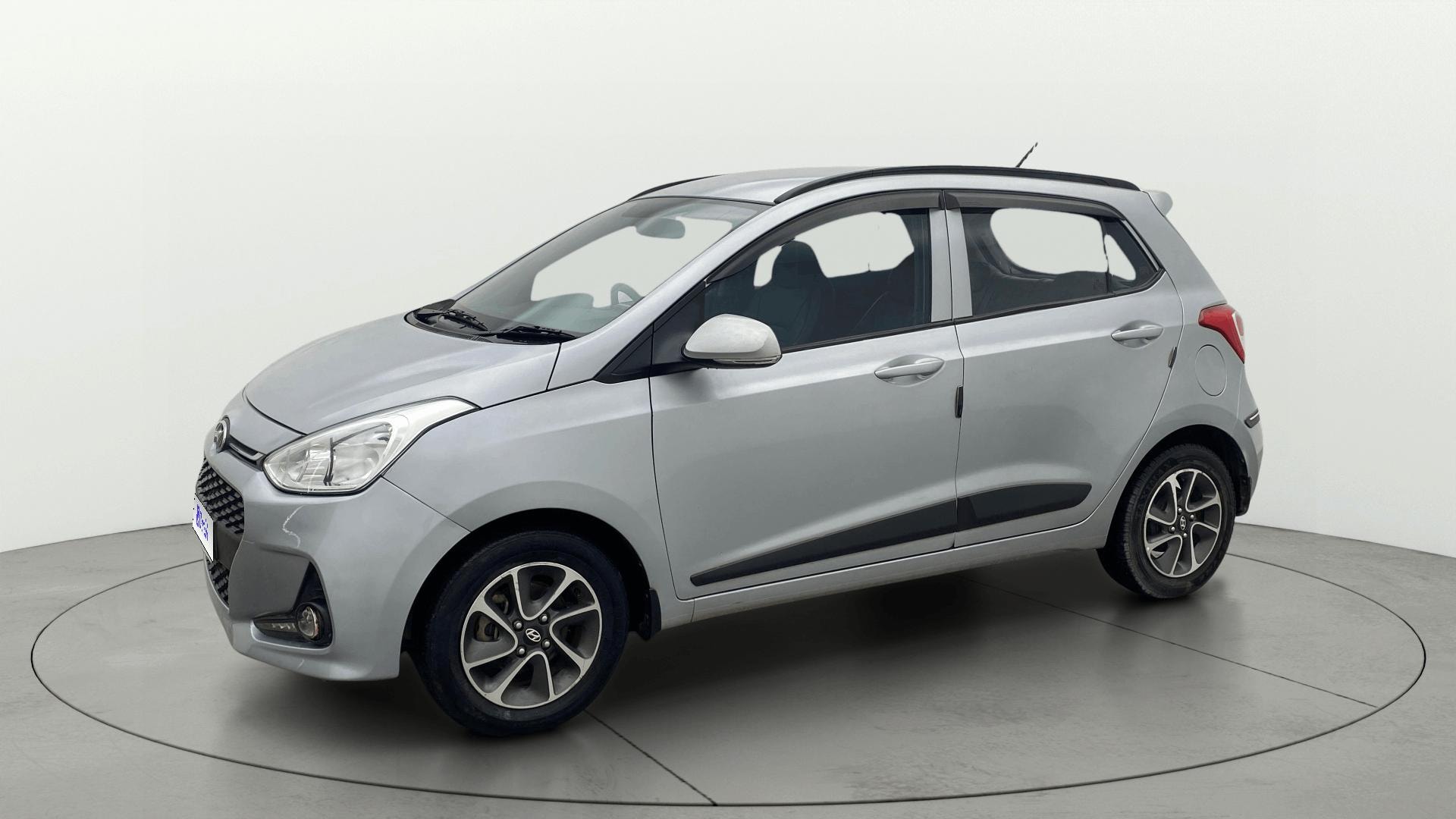 View 2019 Hyundai Grand i10 1.2 Sportz AT Petrol Image 22 Used 2019 Hyundai Grand i10 1.2 Sportz AT Petrol Image 22