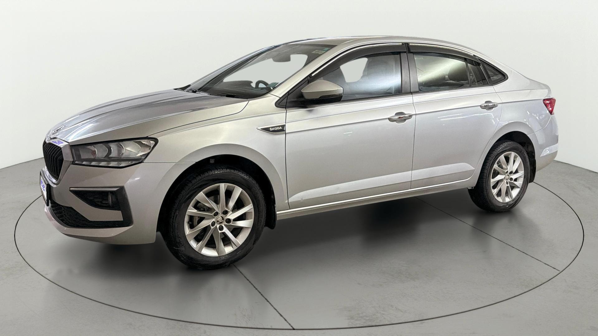 View 2022 Skoda Slavia Ambition 1.0 TSI MT Image 36 Used 2022 Skoda Slavia Ambition 1.0 TSI MT Image 36