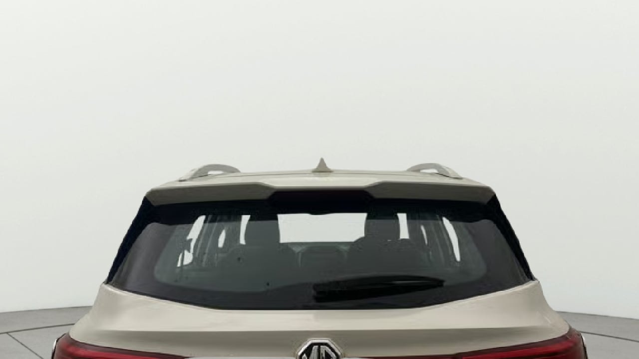 View 2021 MG Hector Smart Hybrid BS IV Image 4 Used 2021 MG Hector Smart Hybrid BS IV Image 4