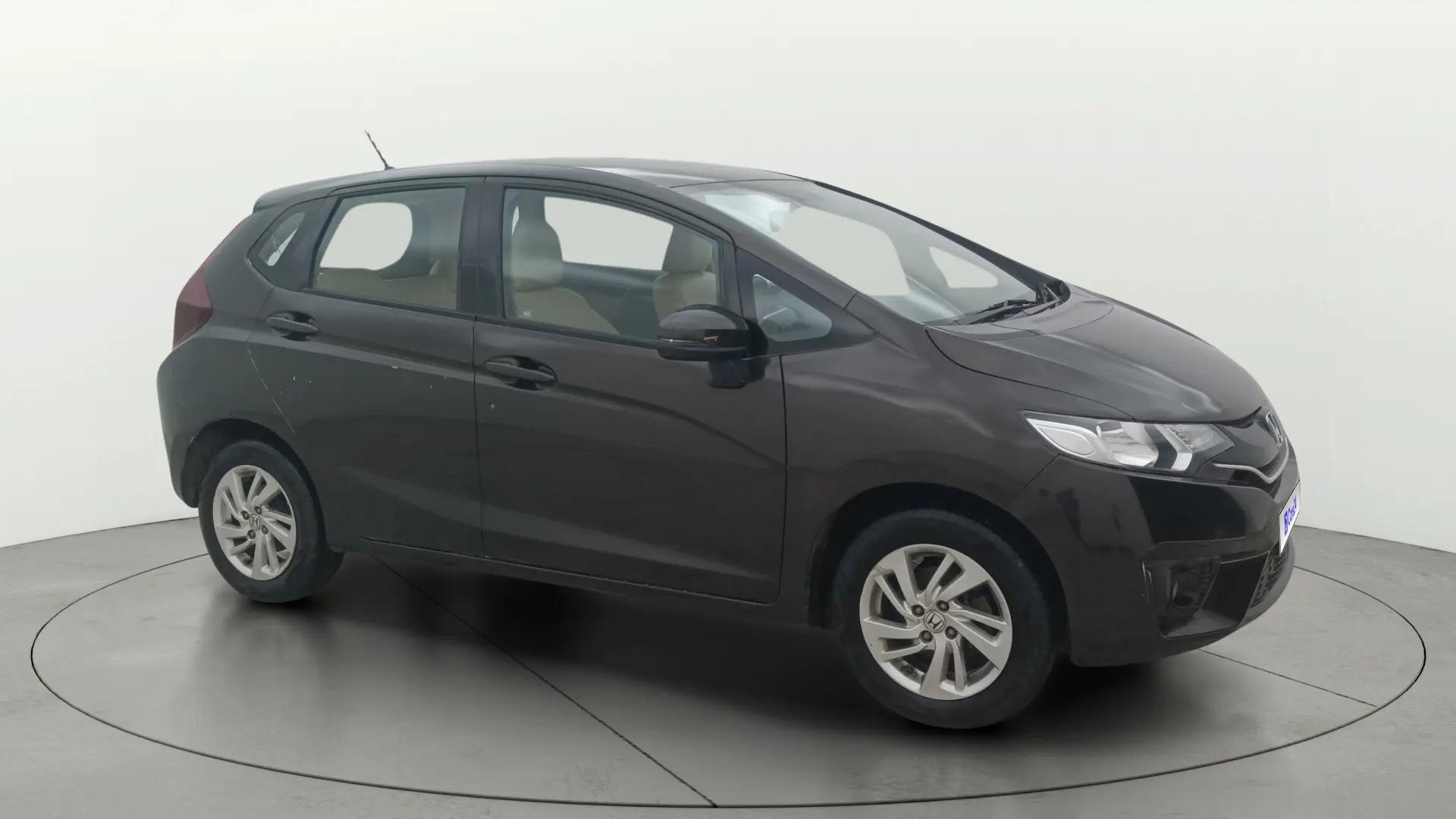 View 2018 Honda Jazz E MT Diesel Image 21 Used 2018 Honda Jazz E MT Diesel Image 21