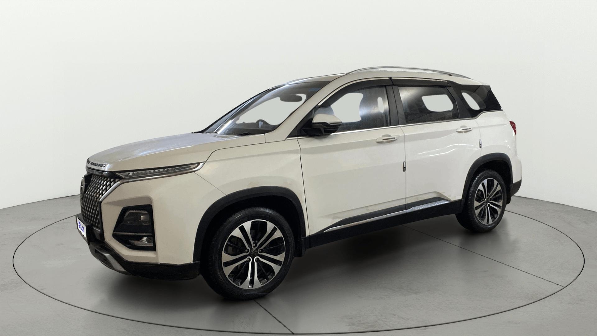 View 2023 MG Hector Plus Sharp Pro 7 Seater Petrol Image 23 Used 2023 MG Hector Plus Sharp Pro 7 Seater Petrol Image 23