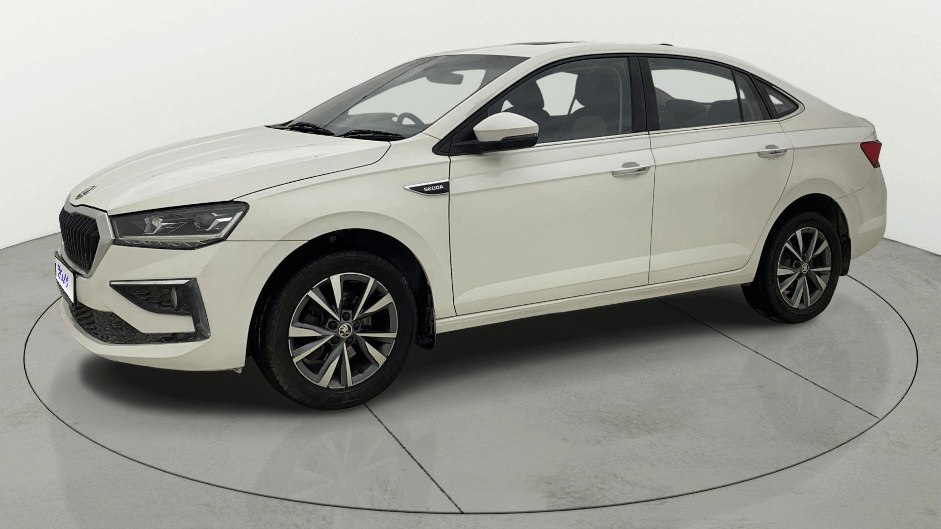 View 2022 Skoda Slavia Style 1.0 TSI MT Image 22 Used 2022 Skoda Slavia Style 1.0 TSI MT Image 22
