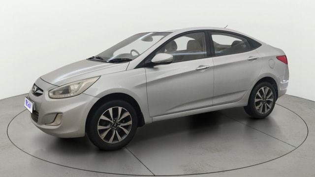 View Hyundai Fluidic Verna Image 36 Used Hyundai Fluidic Verna Image 36