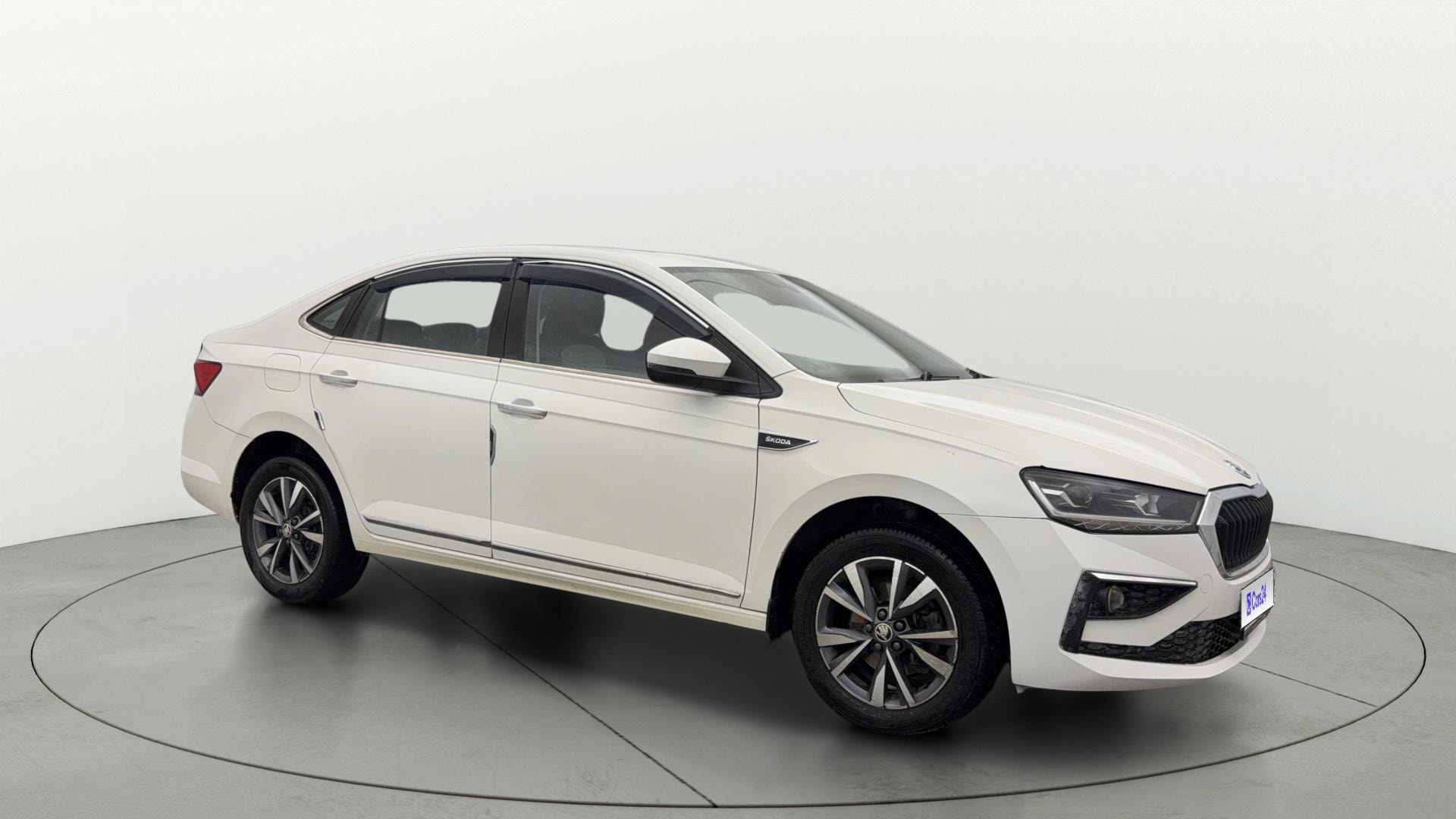 View 2024 Skoda Slavia Style 1.0 TSI MT Image 22 Used 2024 Skoda Slavia Style 1.0 TSI MT Image 22