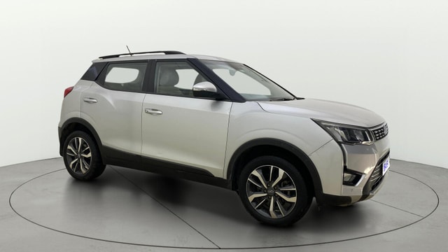 View Mahindra XUV300 Image 23 Used Mahindra XUV300 Image 23