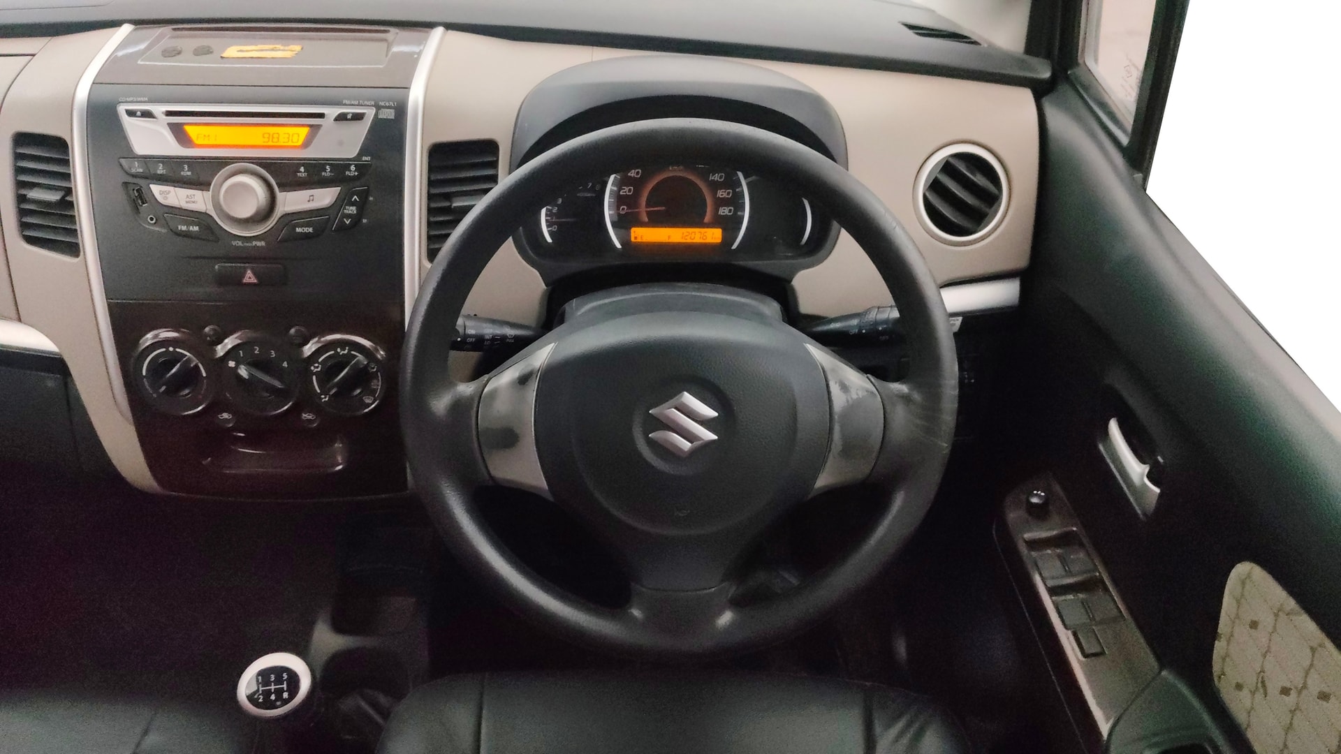 View 2014 Maruti Suzuki 1000 Base Variant Image 20 Used 2014 Maruti Suzuki 1000 Base Variant Image 20