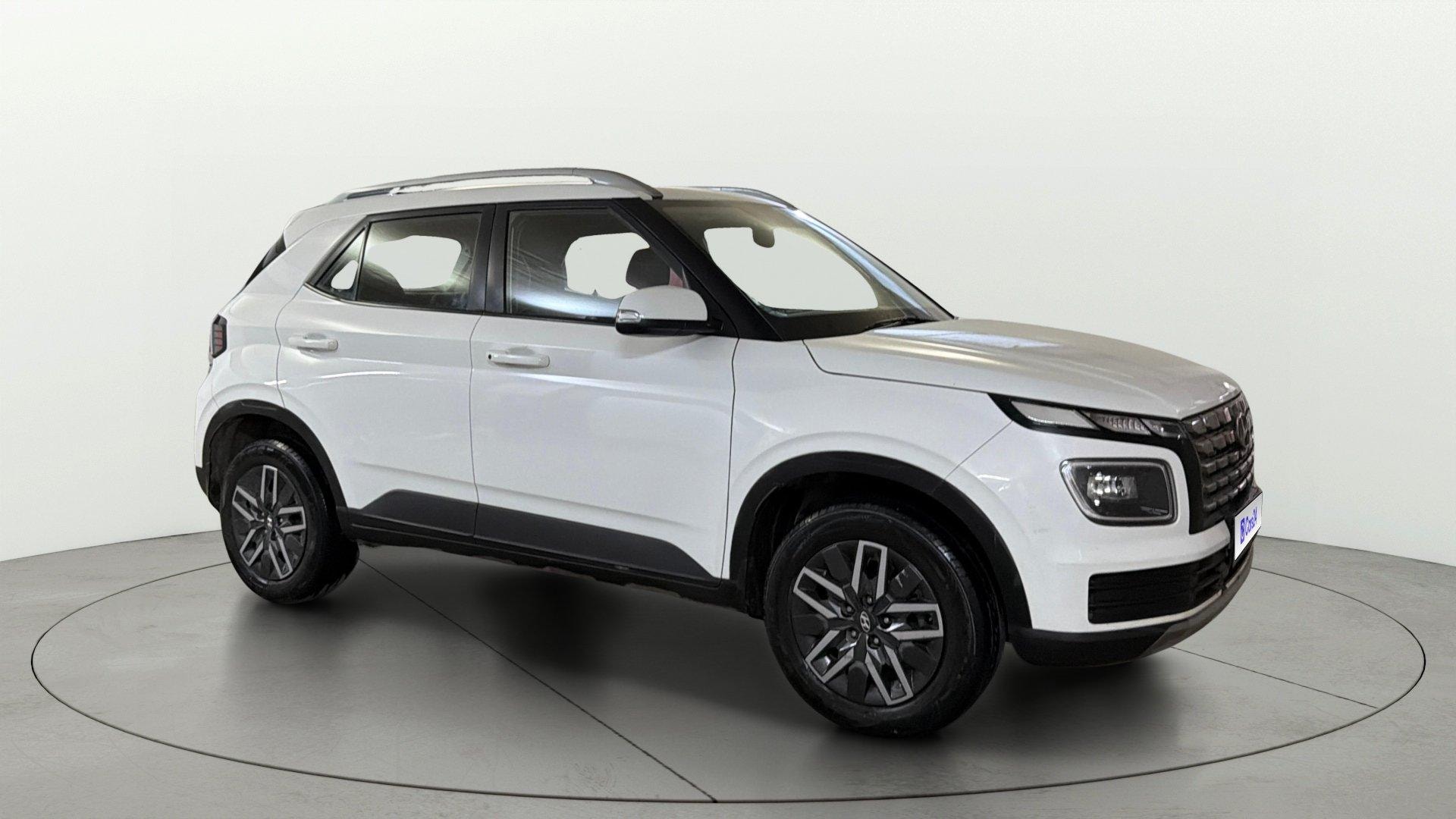 View 2022 Hyundai Venue S Plus 1.5 Diesel MT Image 21 Used 2022 Hyundai Venue S Plus 1.5 Diesel MT Image 21