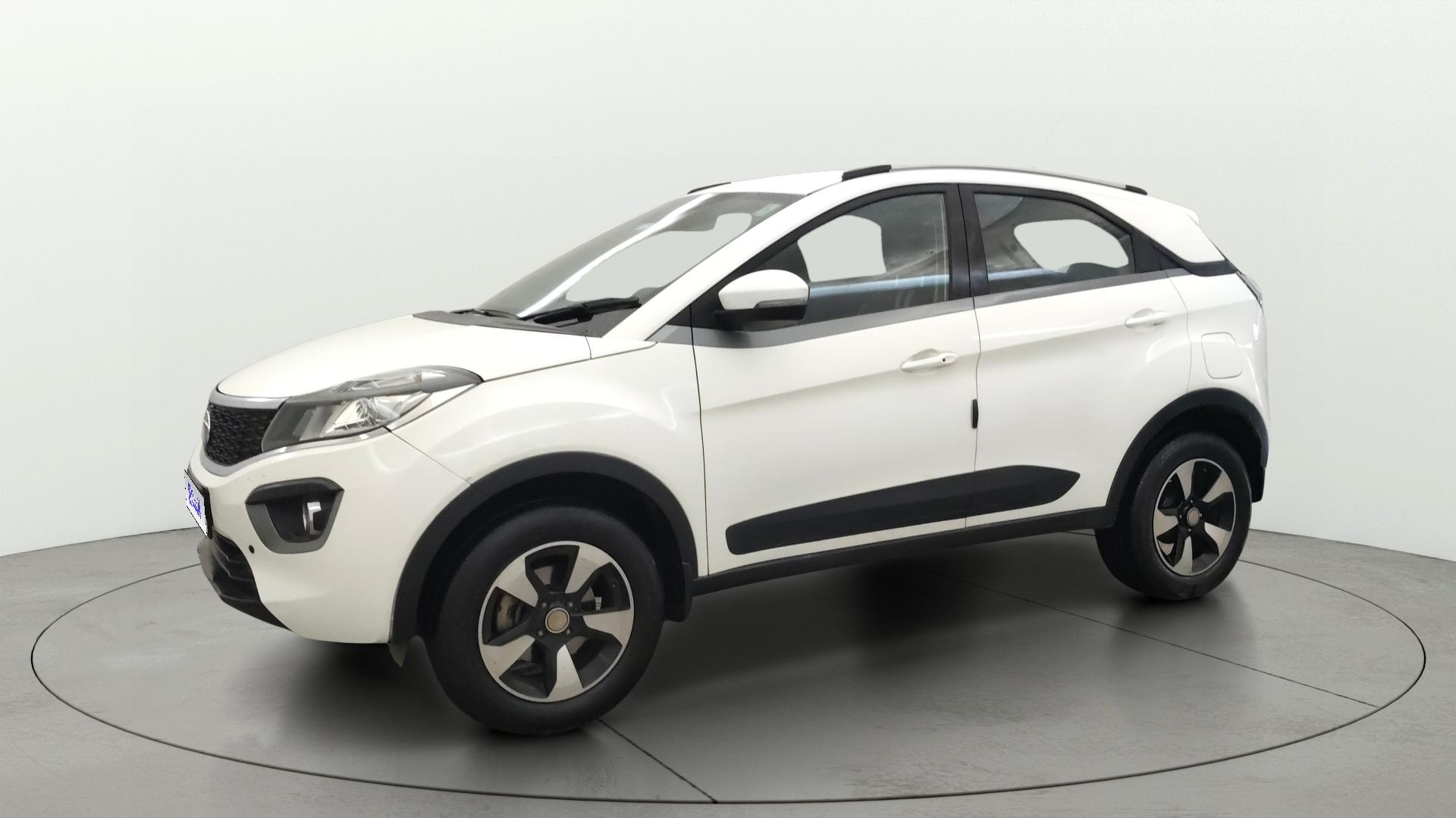 View 2018 Tata Nexon Revotron XE Image 36 Used 2018 Tata Nexon Revotron XE Image 36