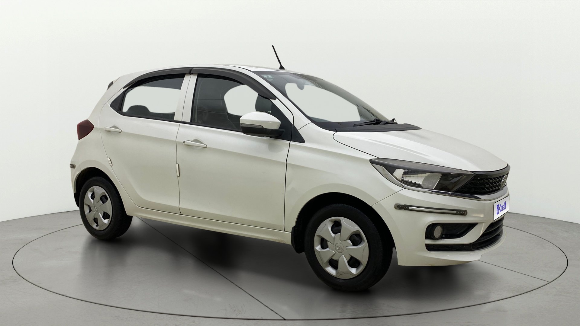 View 2020 Tata Tiago Revotorq XB Image 35 Used 2020 Tata Tiago Revotorq XB Image 35