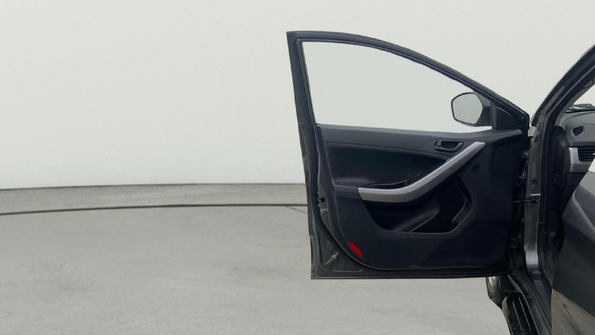 View 2023 Tata Nexon Revotron XM Image 31 Used 2023 Tata Nexon Revotron XM Image 31