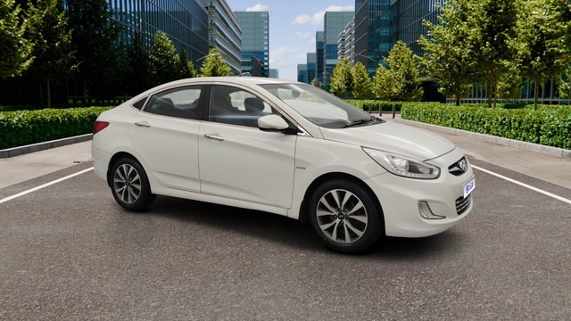 View Hyundai Fluidic Verna Image 22 Used Hyundai Fluidic Verna Image 22
