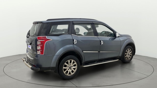 View Mahindra XUV500 Image 45 Used Mahindra XUV500 Image 45