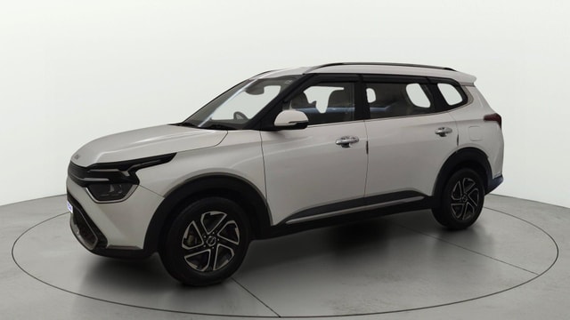 View Kia Carens Image 23 Used Kia Carens Image 23