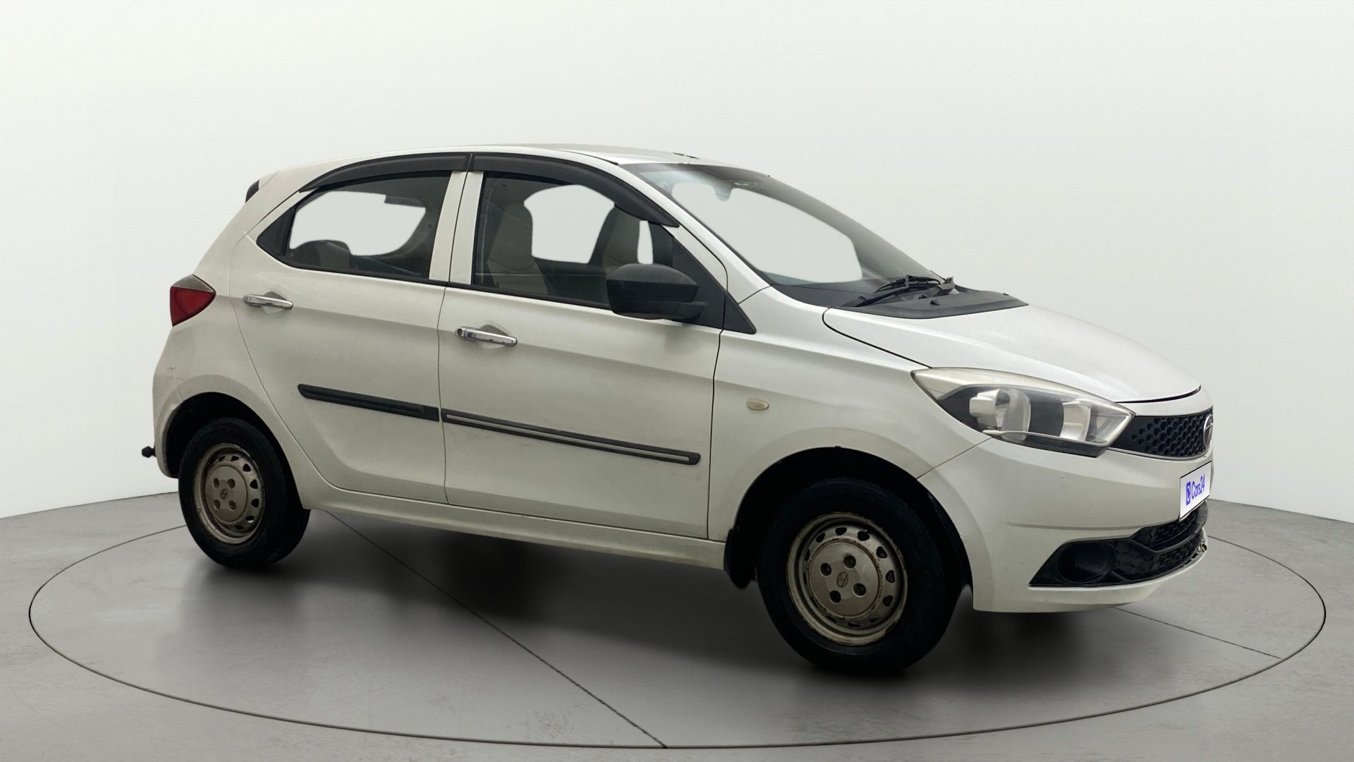 View 2019 Tata Tiago Revotorq XB Image 36 Used 2019 Tata Tiago Revotorq XB Image 36