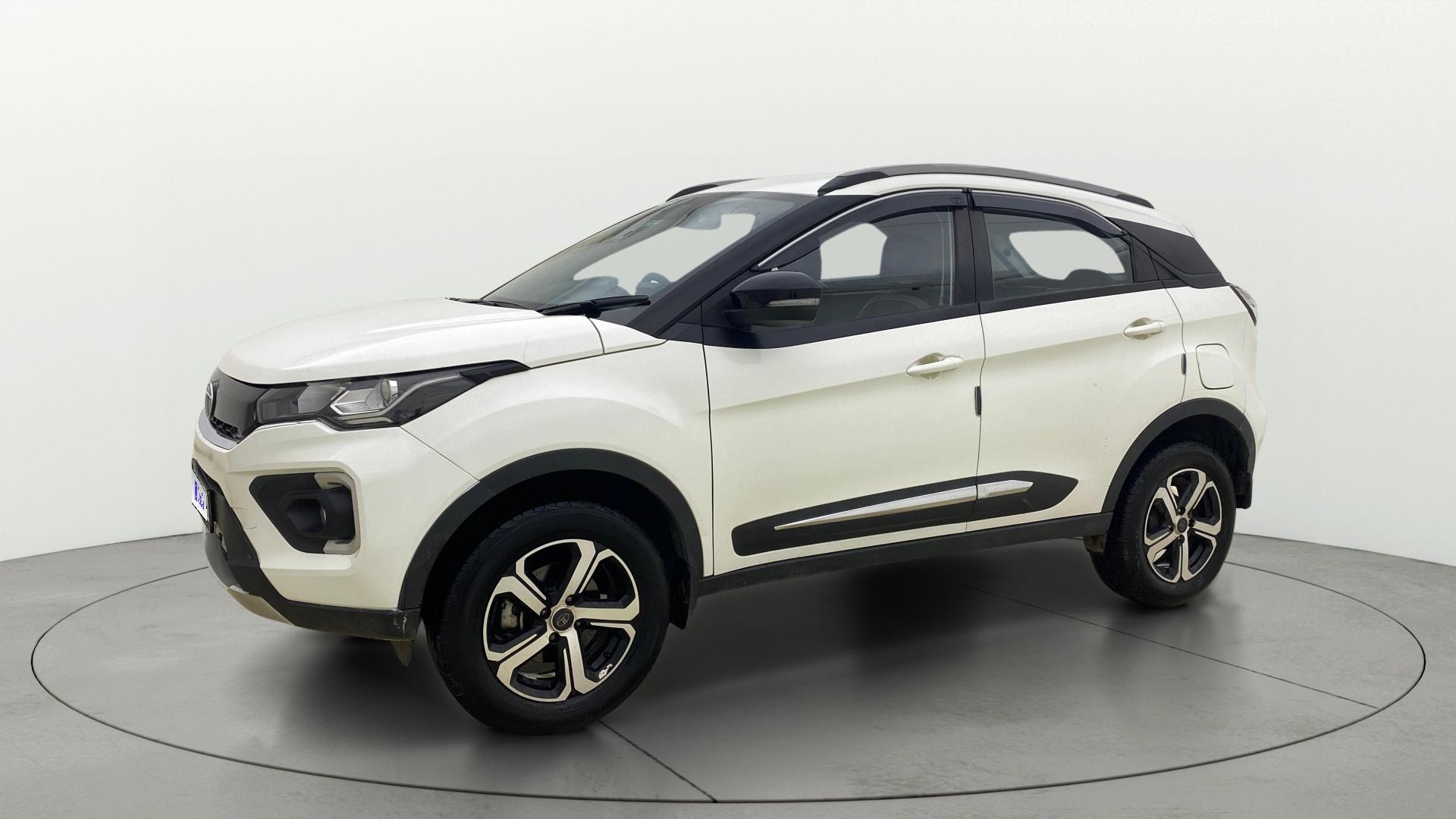 View 2023 Tata Nexon Revotron XE Image 36 Used 2023 Tata Nexon Revotron XE Image 36