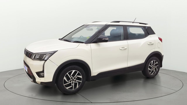 View Mahindra XUV300 Image 22 Used Mahindra XUV300 Image 22