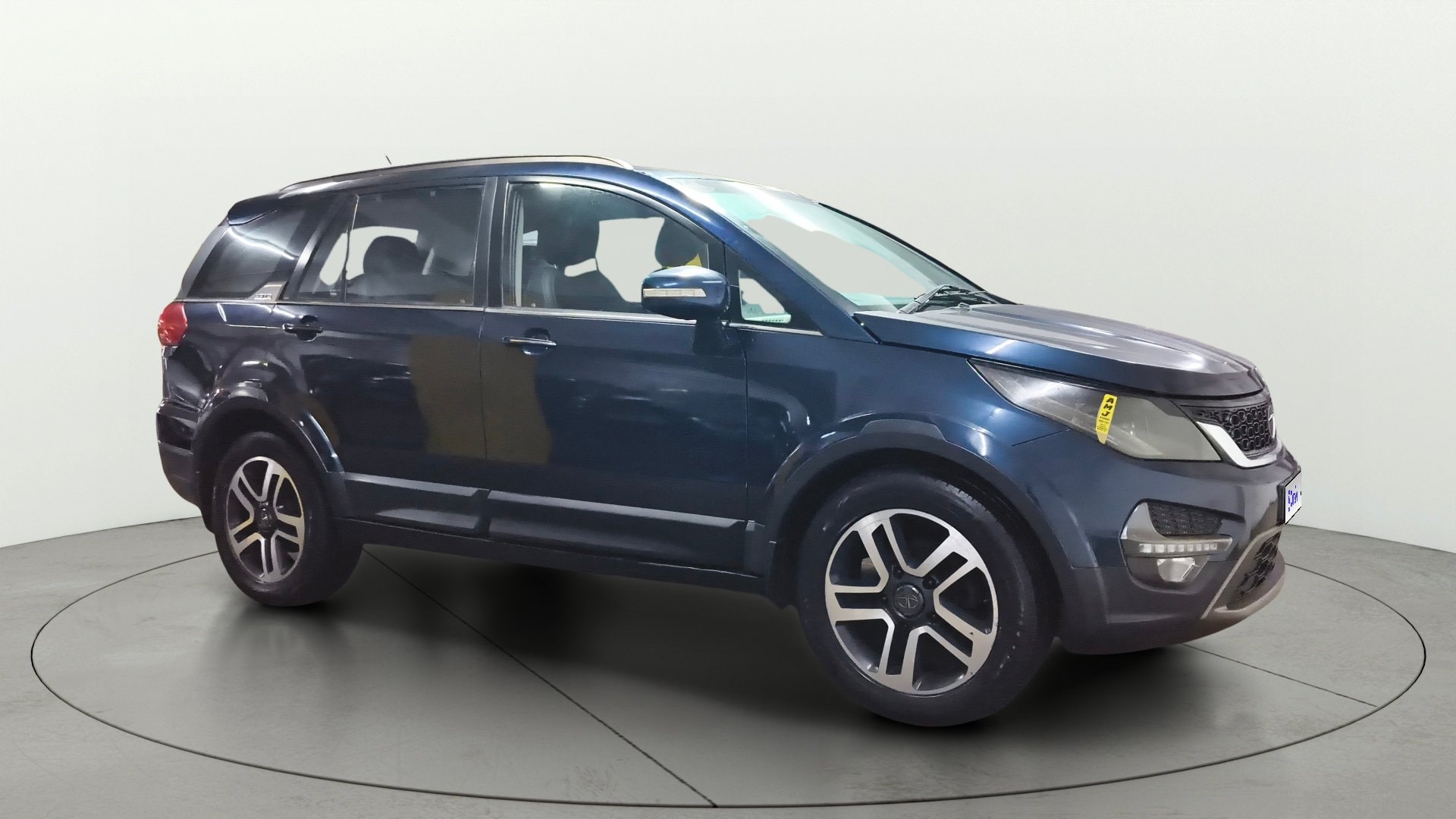 View 2017 Tata Hexa XT 4X2 Image 15 Used 2017 Tata Hexa XT 4X2 Image 15