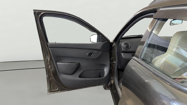 View Renault Kwid Image 31 Used Renault Kwid Image 31