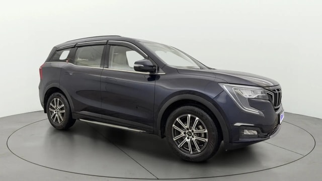View Mahindra XUV700 Image 24 Used Mahindra XUV700 Image 24