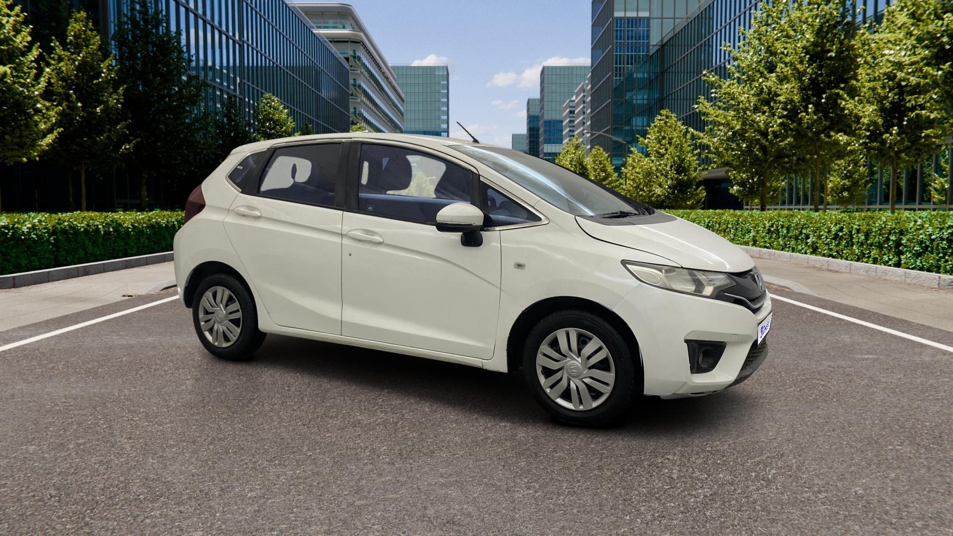View 2015 Honda Jazz E MT Diesel Image 35 Used 2015 Honda Jazz E MT Diesel Image 35