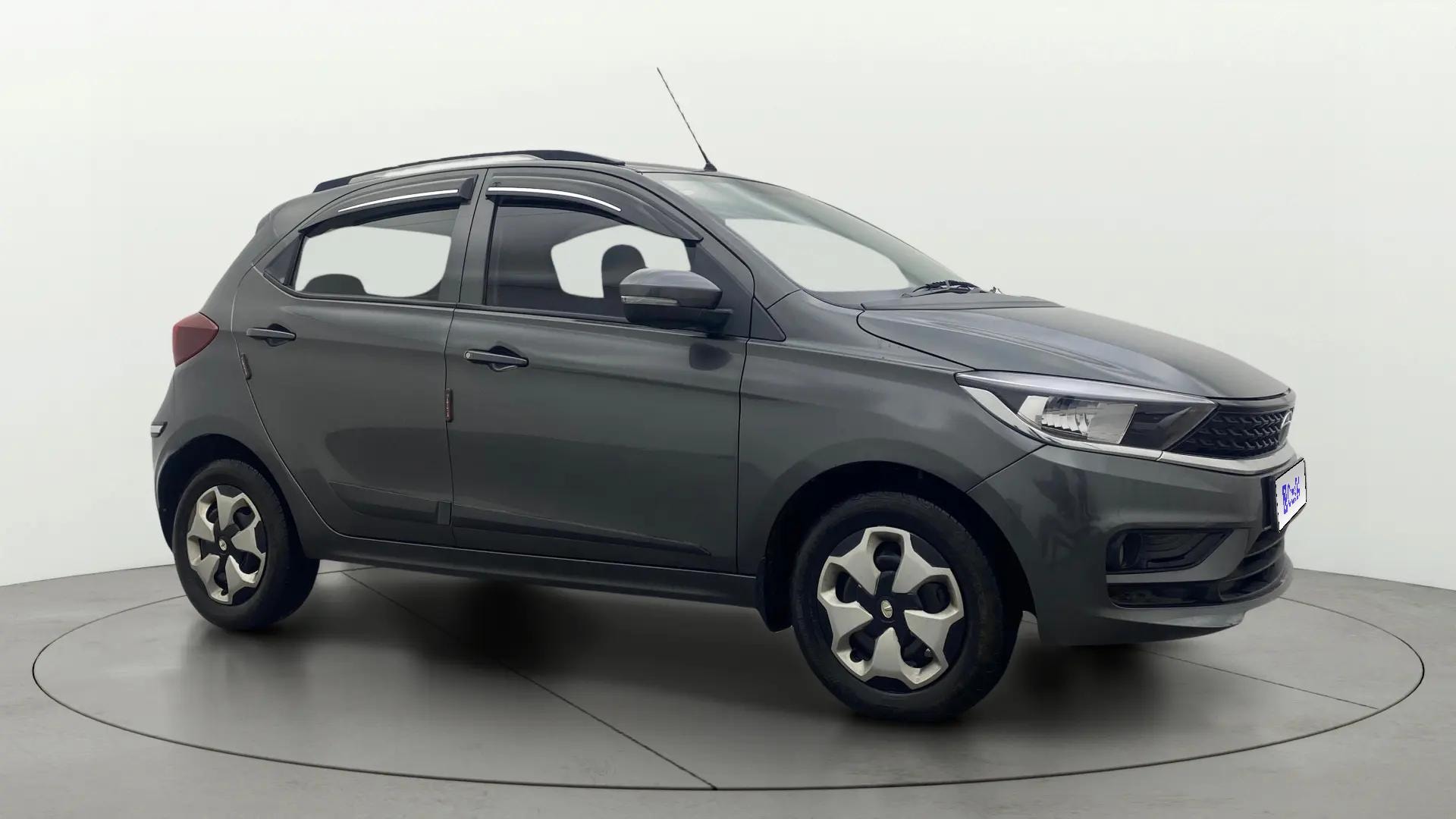 View 2020 Tata Tiago Revotorq XB Image 21 Used 2020 Tata Tiago Revotorq XB Image 21