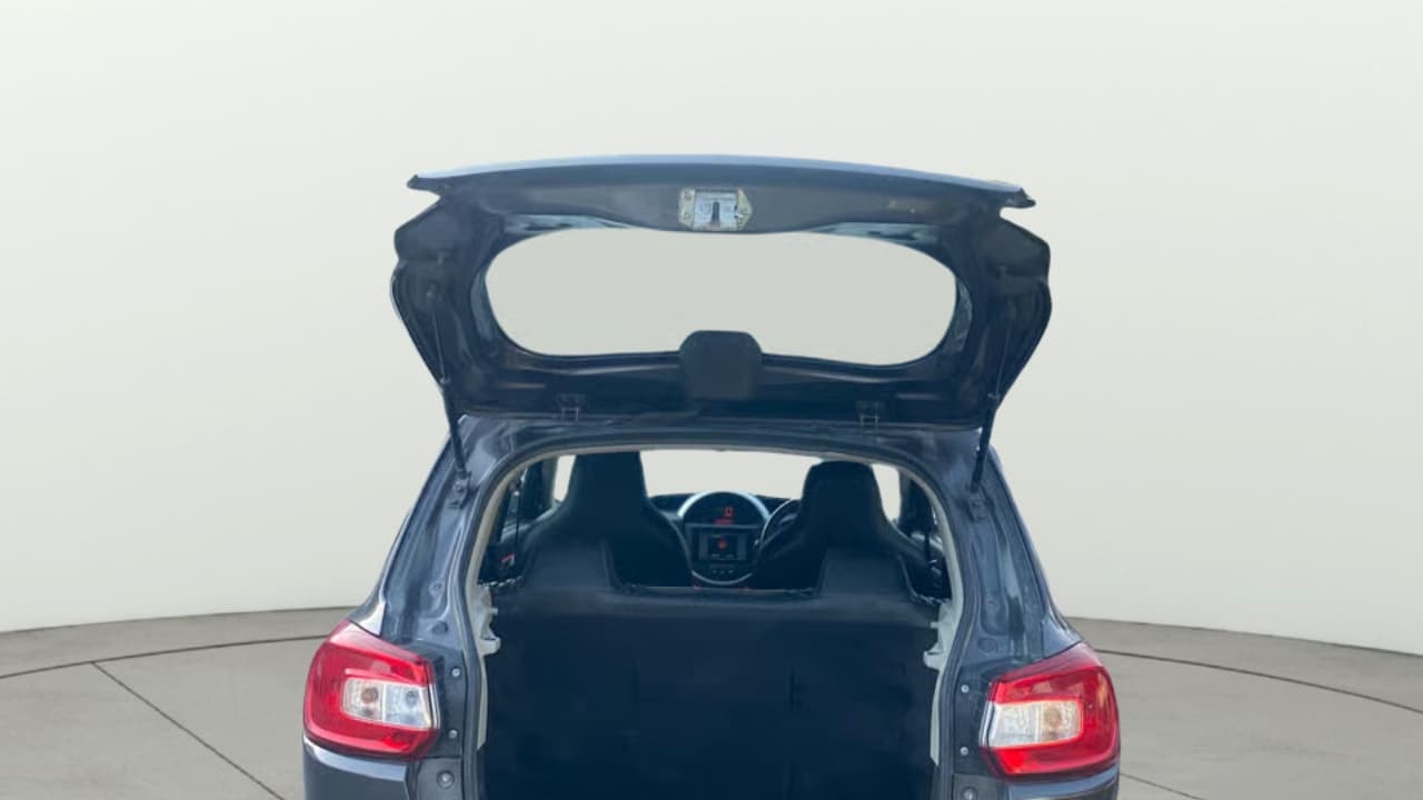 View 2023 Maruti Suzuki 1000 Base Variant Image 16 Used 2023 Maruti Suzuki 1000 Base Variant Image 16