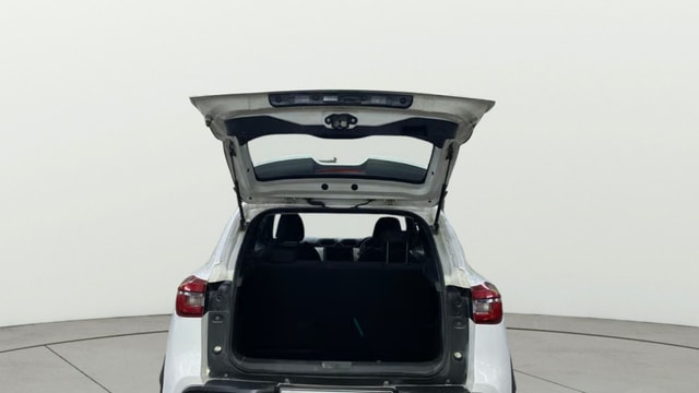 View Nissan Magnite Image 31 Used Nissan Magnite Image 31