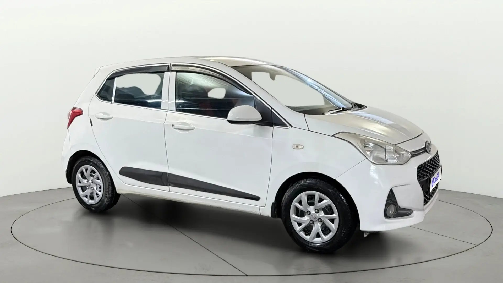 View 2017 Hyundai Grand i10 Sportz 1.2 Kappa Image 35 Used 2017 Hyundai Grand i10 Sportz 1.2 Kappa Image 35