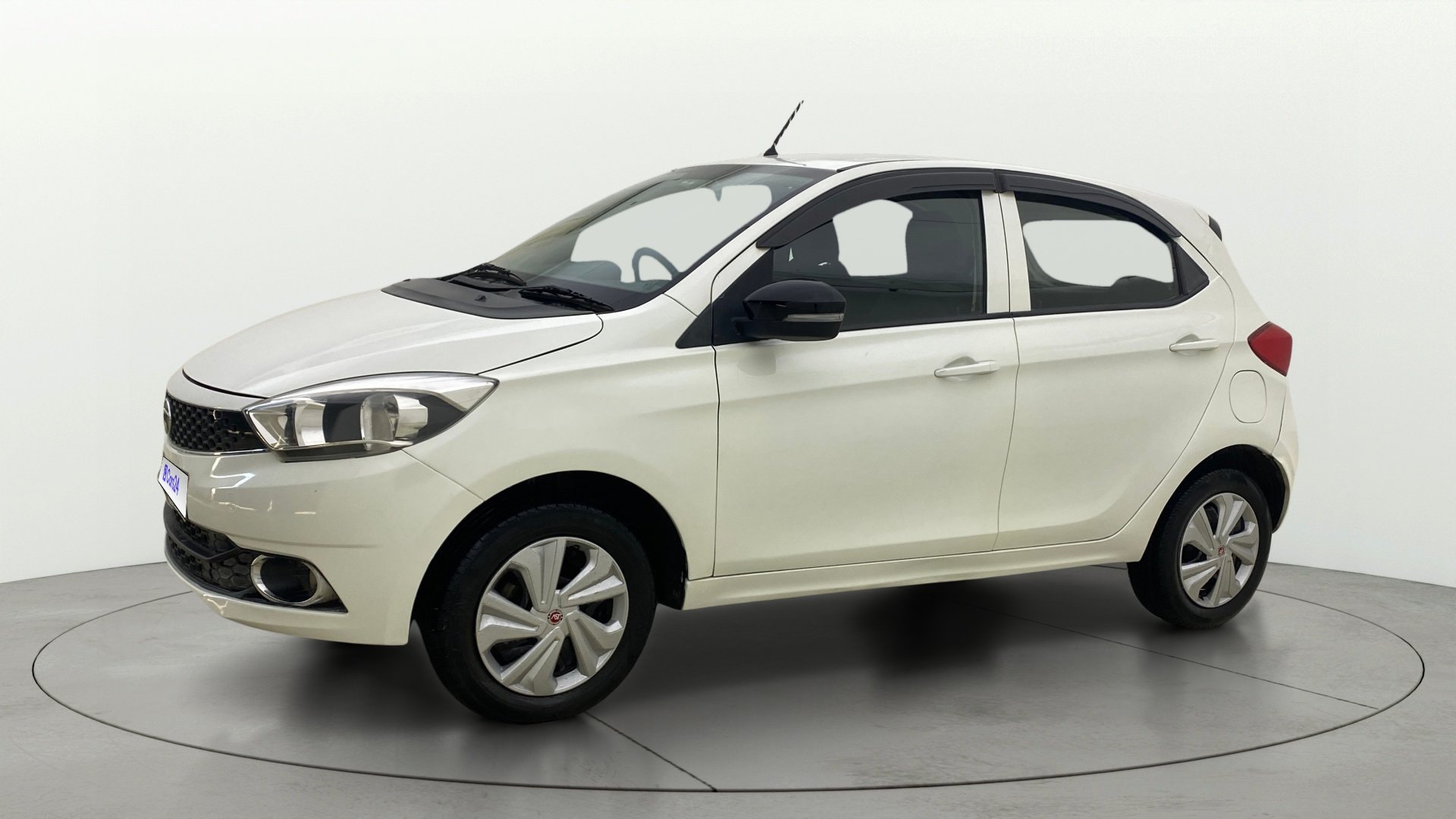 View 2019 Tata Tiago Revotorq XB Image 34 Used 2019 Tata Tiago Revotorq XB Image 34