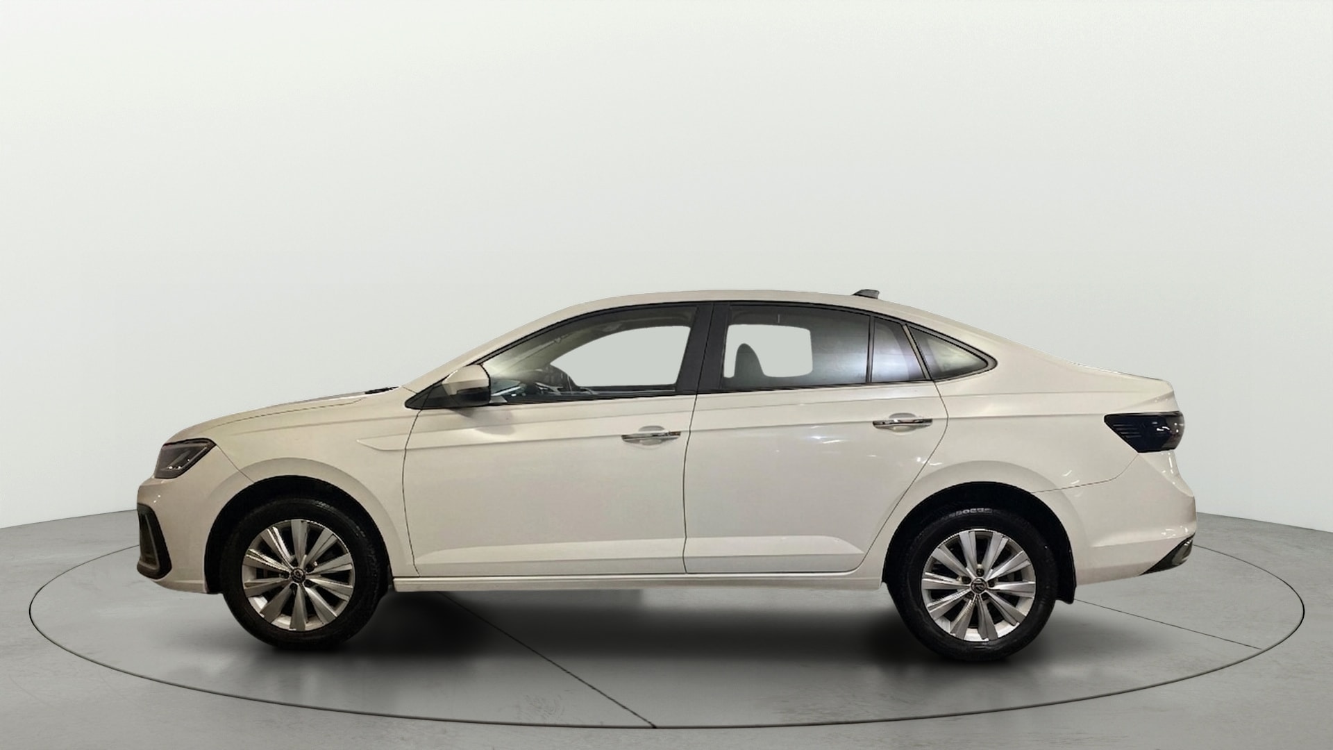 View 2024 Volkswagen Virtus Topline 1.0 TSI MT Image 25 Used 2024 Volkswagen Virtus Topline 1.0 TSI MT Image 25
